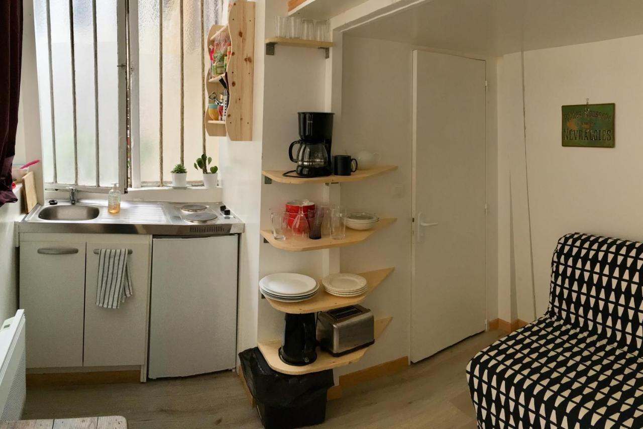 Maisonnette Studio Sur Cour Paris Exterior foto